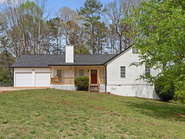 4352 Southvale Dr — Photo 1