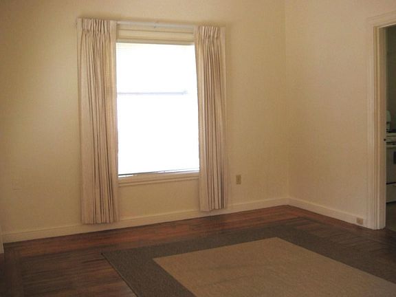 3rd image of 803 Smalley Ave #1