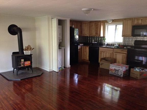 Kitchen. washer/dryer are in the closet