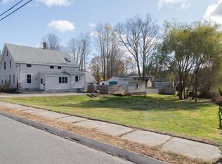 10 Pine St #12, Merrimac, MA 01860