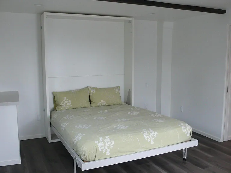 754 N Avenue 66 — Photo 11