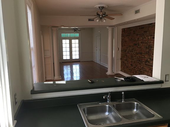 4th image of 209 S Boulevard APT 10
