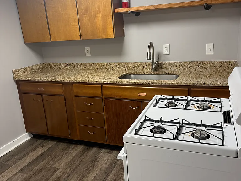 2748 Atlantic Ave #5 — Photo 6