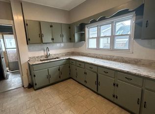 118 Inman St #2, Cambridge, MA 02139