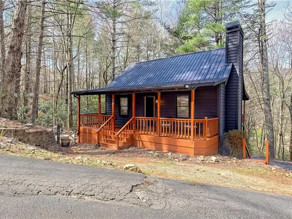 54 McConnell Ct, Helen, GA 30545