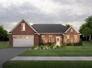 319 Furlong Trce, Versailles, KY 40383