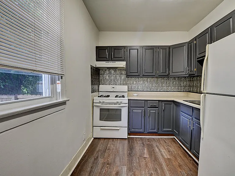 2808 N Capitol Ave #1 — Photo 15