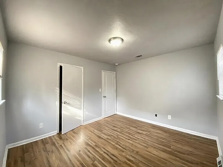 533 Branham Ave SW — Photo 12