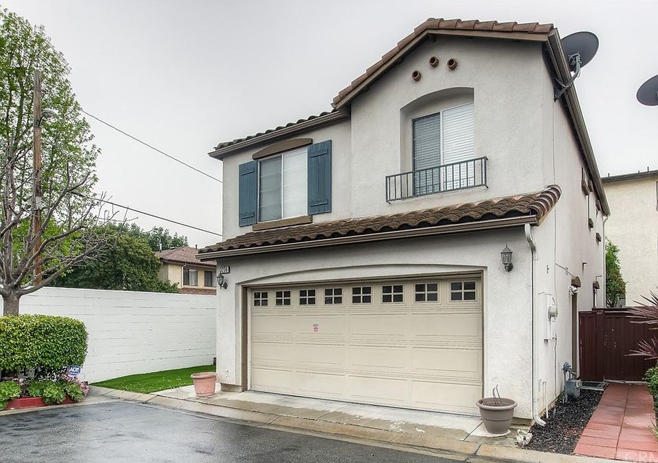 1st image of 3236 Park Ln