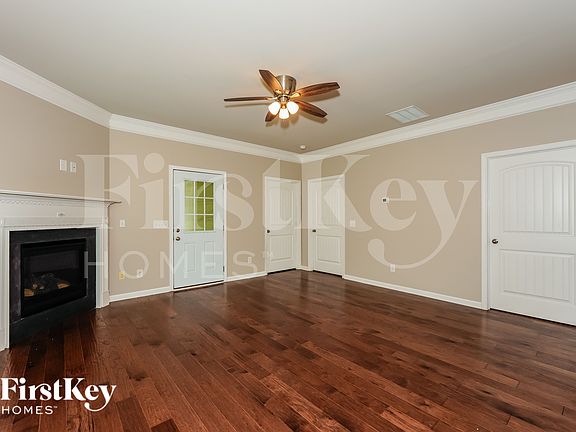 5th image of 1290 Overlook Dr