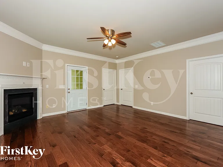 1290 Overlook Dr — Photo 5