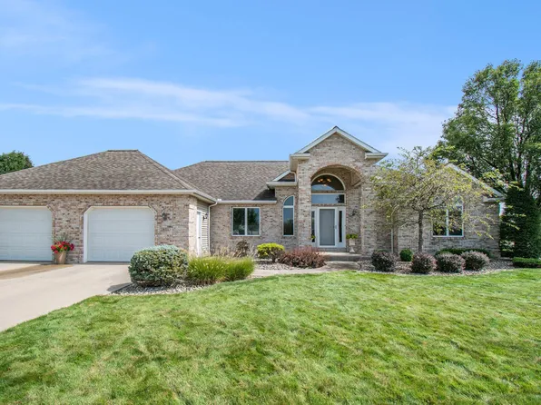 1851 Waterfall Dr, Nappanee, IN 46550