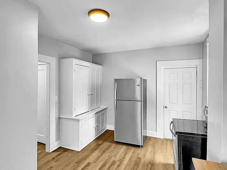607 S 5th St #4 — Photo 10