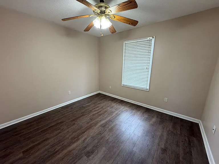 2304 Merwood St — Photo 4