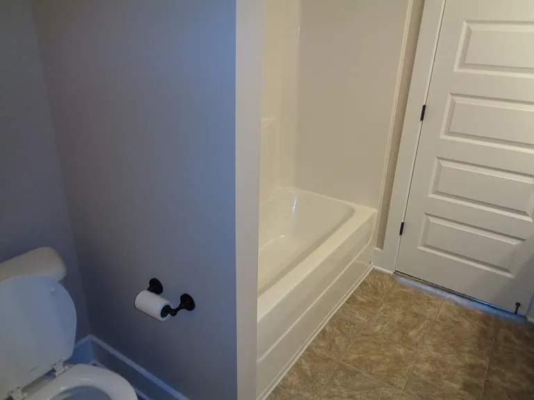 4395 Ridgemont Cir — Photo 9
