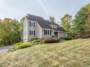 24 Ledge Rd, East Berlin, CT 06023
