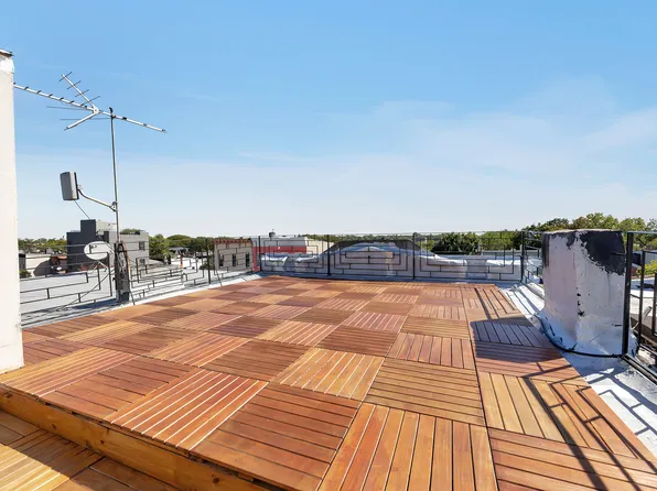 1085 Hancock Street image 32 of 37