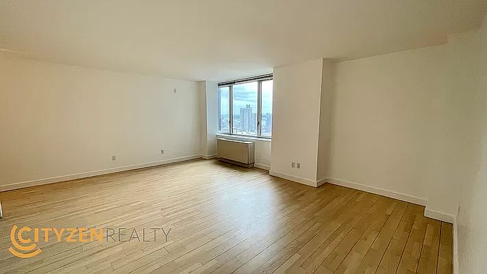 1st image of 322 W 57th St APT 34V