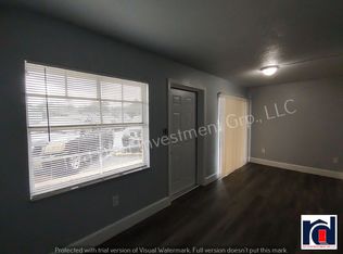 706 W Dixie Ave APT 12, Leesburg, FL 34748