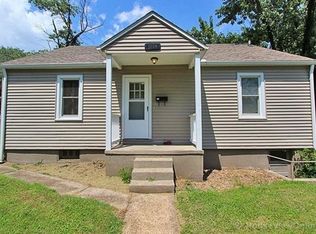 1204 Woodland Dr, Jackson, MO 63755