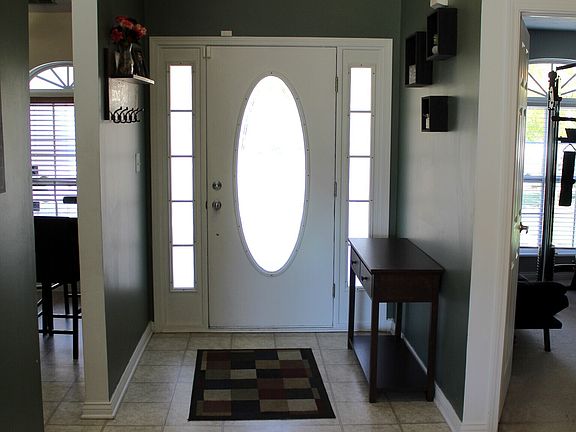 3rd image of 6811 Emerald Bay Ln