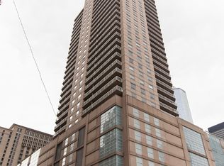 545 N Dearborn St APT 902, Chicago, IL 60654