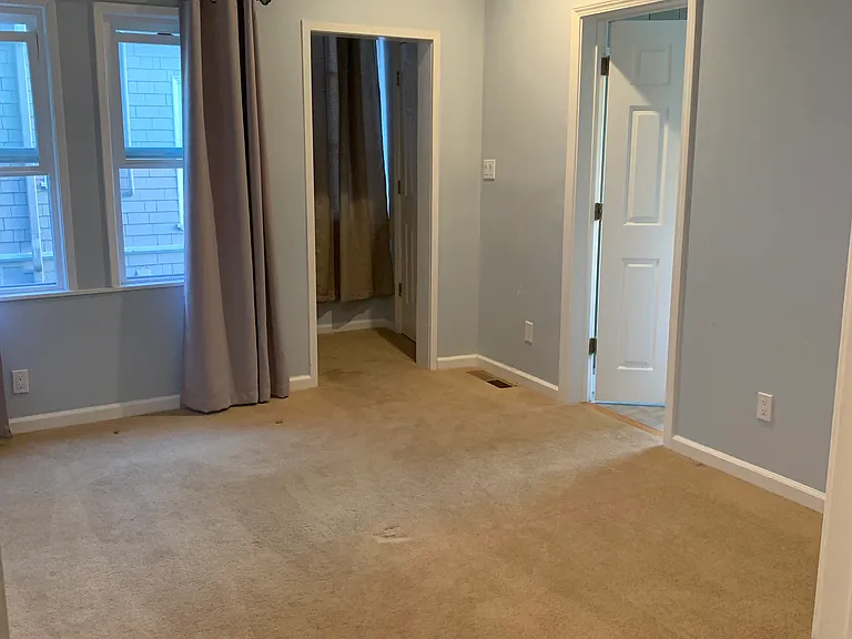 1634 Walnut St — Photo 10
