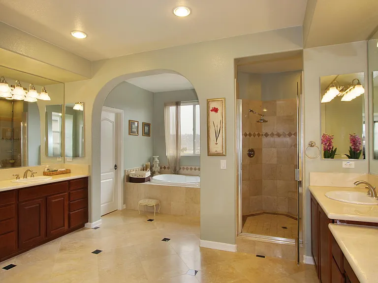 13777 Rosecroft Way — Photo 24