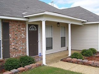 2nd image of 520 Parker Dr