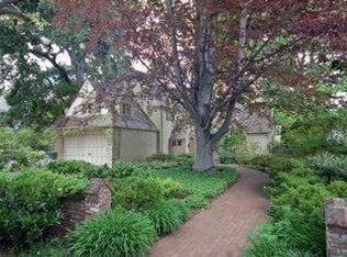 470 Santa Rita Ave, Palo Alto, CA 94301
