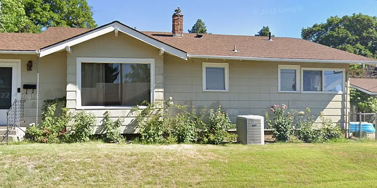 923 S 21st Ave — Photo 1