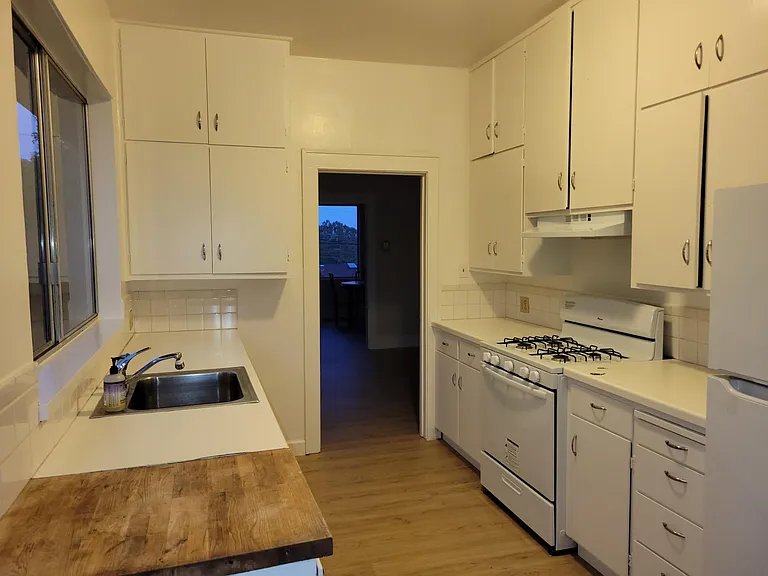3142 Oak Knoll Dr — Photo 9