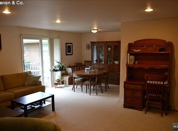 3rd image of 19 Cottage St APT 9B