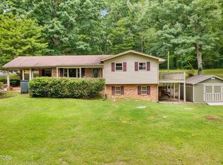 108 Cooper Dr, Clinton, TN 37716