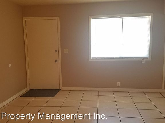 5th image of 2727 5th Ave