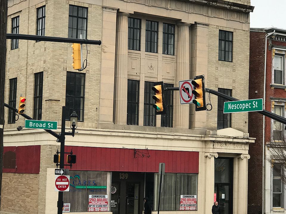 1st image of 139 W Broad St