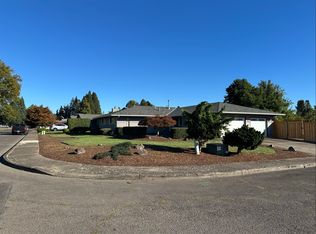 580 S Pershing St, Mount Angel, OR 97362