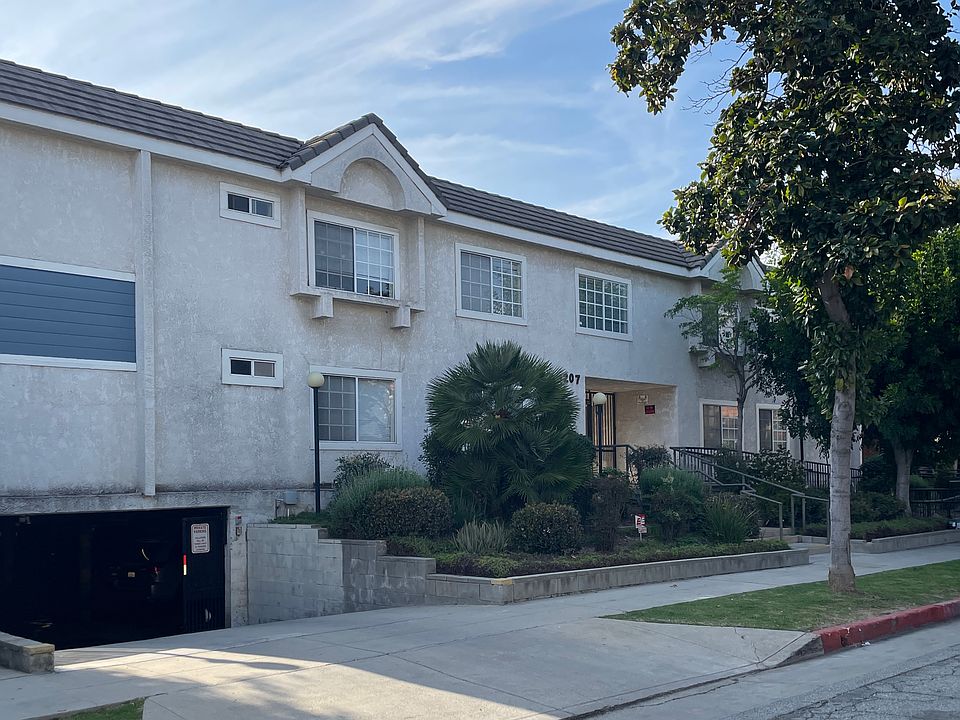 1st image of 207 N Stoneman Ave #3A
