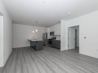 16 N Main St #206, Mount Prospect, IL 60056