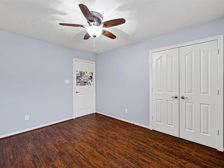 8910 Minola Oaks Dr — Photo 21