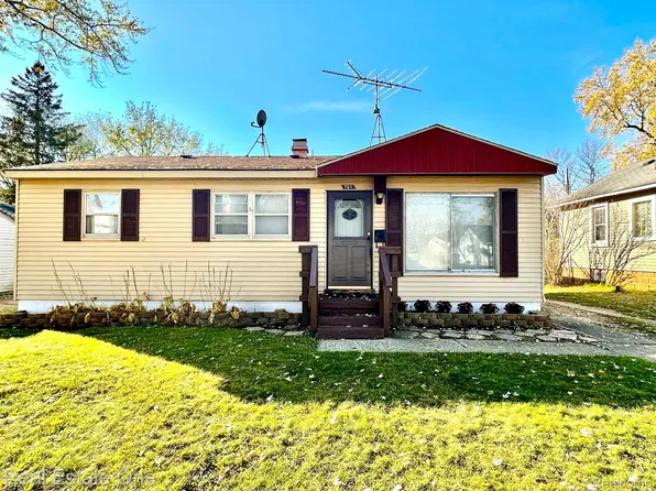 721 Stirling St, Pontiac, MI 48340