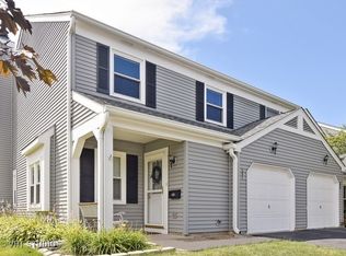 837 Texas Ct, Carol Stream, IL 60188