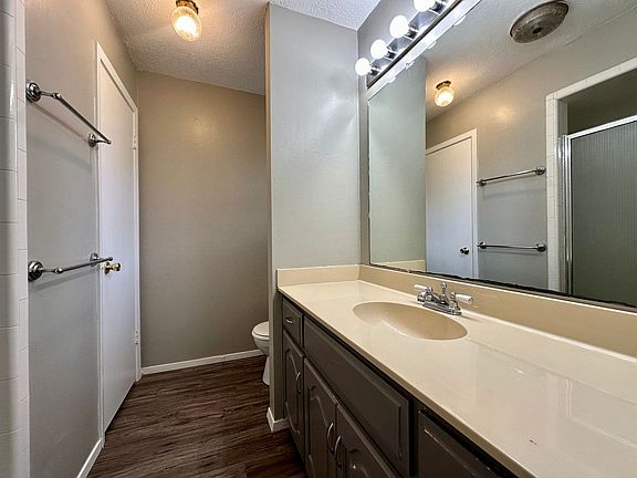 5th image of 148 Bowie Ln