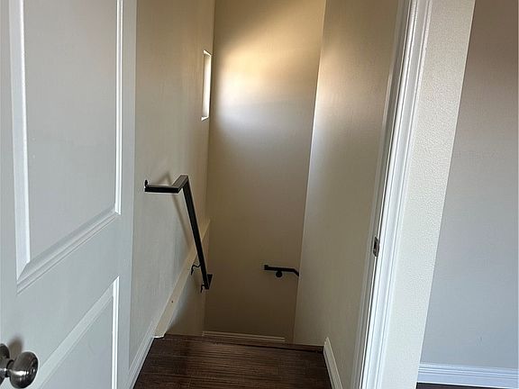 5th image of 14343 Tiara St Unit 2