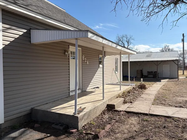 614 Byers Ave, Heizer, KS 67530