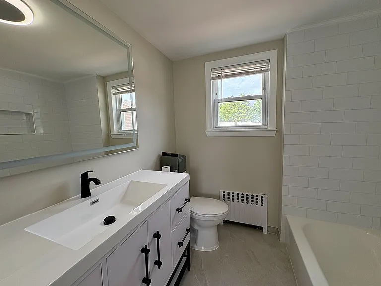 1318 Salem St — Photo 14