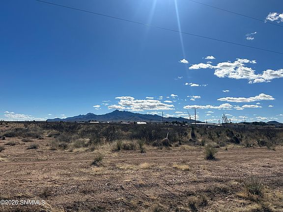 4th image of 1955 Hot Peppers Rd