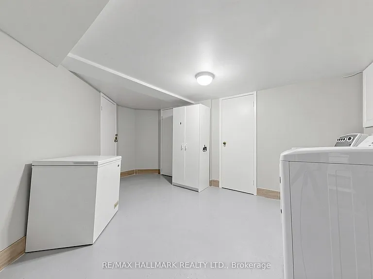 856B Millwood Rd — Photo 27