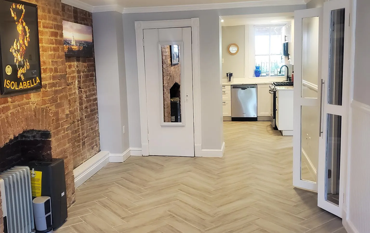 1 bed, 650 sqft, $1,995 — Photo 2