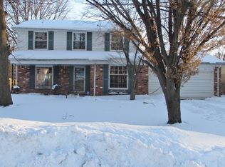 21115 Potomac Dr, Southfield, MI 48076
